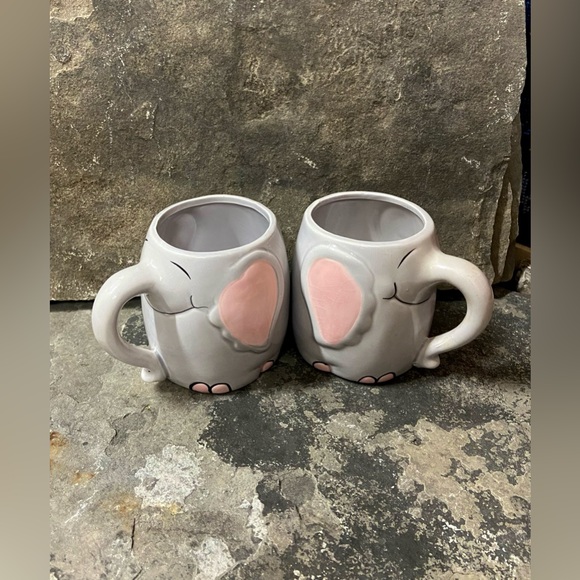 Pair of Ceramic Elephant Mugs/Planter - Picture 4 of 6